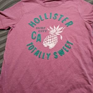 Women's Hollister Tee size large